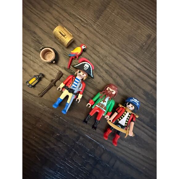 Set of Vintage Playmobil Pirates Figures Only – Set 5778 - Picture 6 of 6